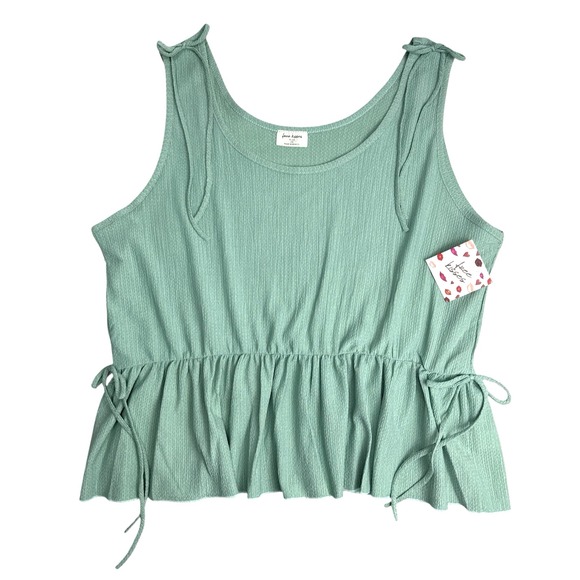 Free Kisses Sleeveless Tank Top – Plus Size 2X Green | Breezy‎ & Lightweight - Picture 2 of 14